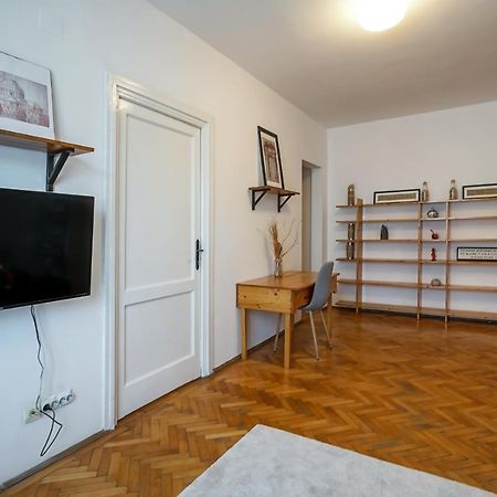Ferienwohnung Apartament Universitate - Centrul Vechi Bukarest Exterior foto
